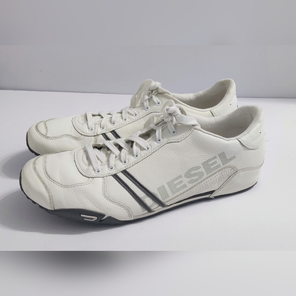Diesel Solar Men's Leather Sneakers. Size 13 US. Pre-owned. Excellent Condition.